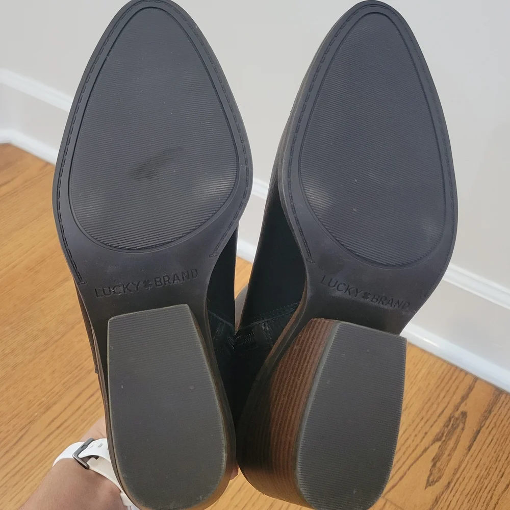 Lucky Brand Black Leather Ankle Booties with Stacked Heel